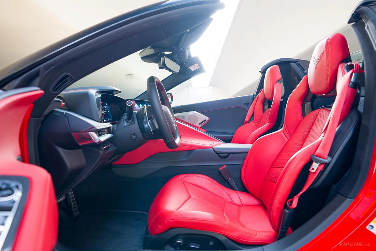 Chevrolet-Corvette-C8-Red-Interior