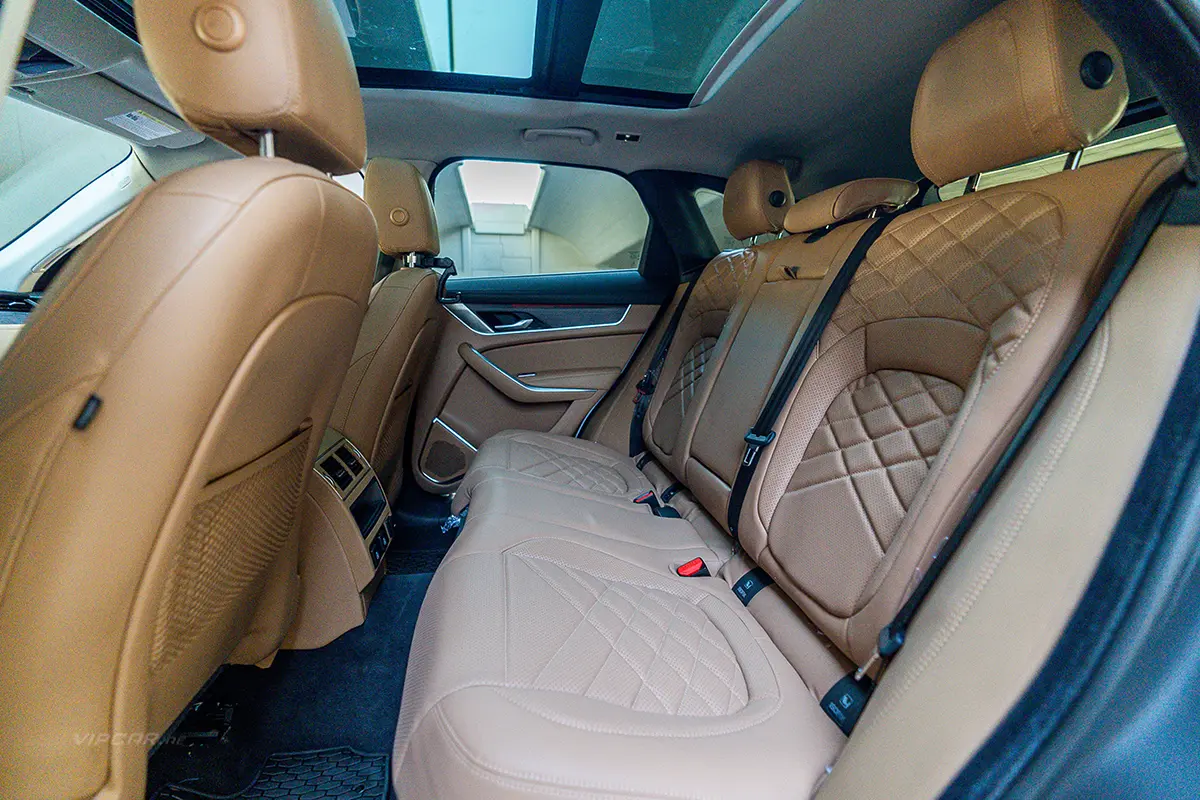 Jaguar F-Pace Interior Back Seats